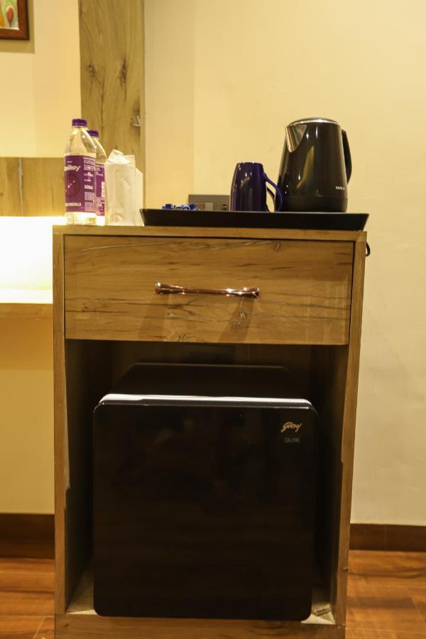 Hotel Golden Lotus Amritsar Esterno foto
