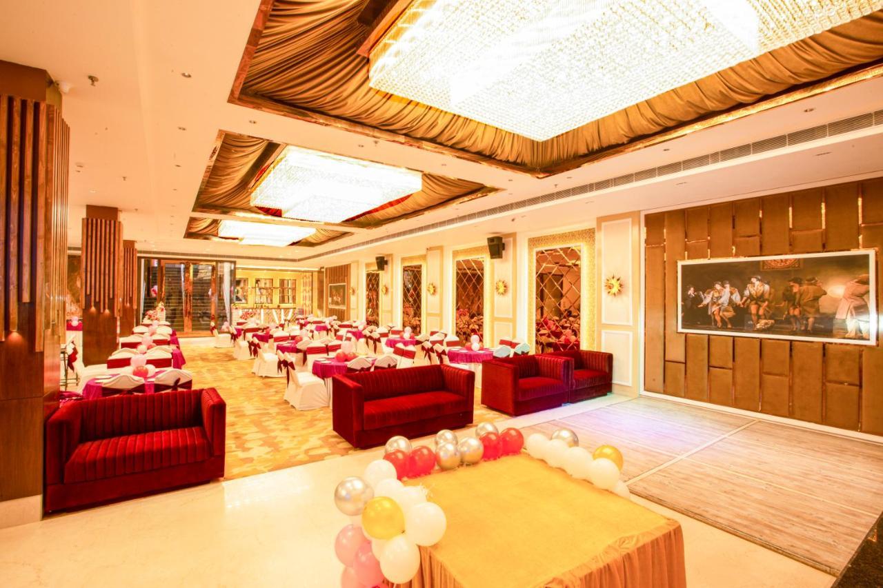 Hotel Golden Lotus Amritsar Esterno foto